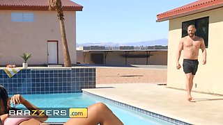 Bombshell mona azar is one irresistible beauty has xander worshiping her curvy figure - brazzers