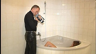 Sexy teen loves taking a bath and posing for the camera