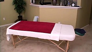 amateur cutie redhead fingering herself on live webcam