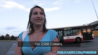 Wild queen bee - public xxx - Public Agent