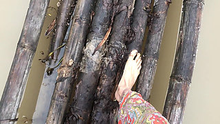 Foot Fetish Grass
