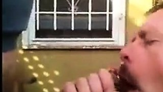 Osos amateurs Mamada y tragar