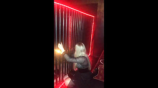 Slave in XXL cage is growing over!