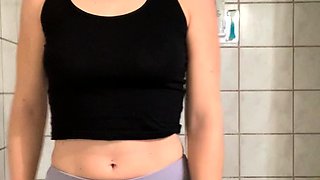 Hottest Amateur 19yo Blonde Teen going solo on Webcam