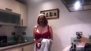 Amateur Close Up Facial