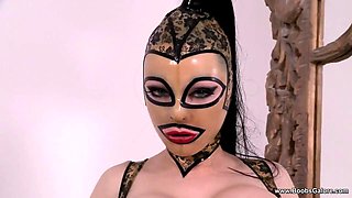 Lucys Big-Butt Latex