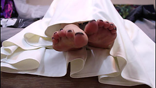 Lady Dimitrescu Foot Worship