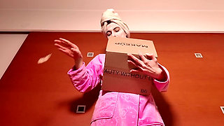 Young Domme Wants Your Money Just for Being Beautiful and Young