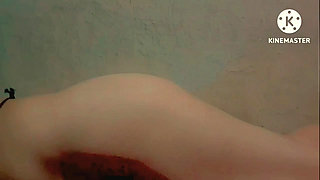 The lonely girl craves sex too much, unable to say anything because of shame