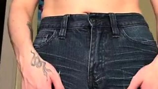 Hazel Lush Masturbates In Jeans With Cumshot