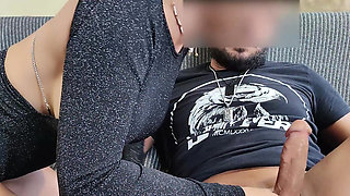 Fucking a Hot MILF While She Play with a Sex Doll