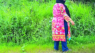 Big Ass Hot Beautiful Muslim Girl Sex Vlog in Jungle Resort