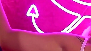 Intimate Premium - the Interns