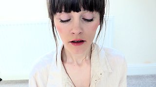 Brunette Solo Webcam Masturbation